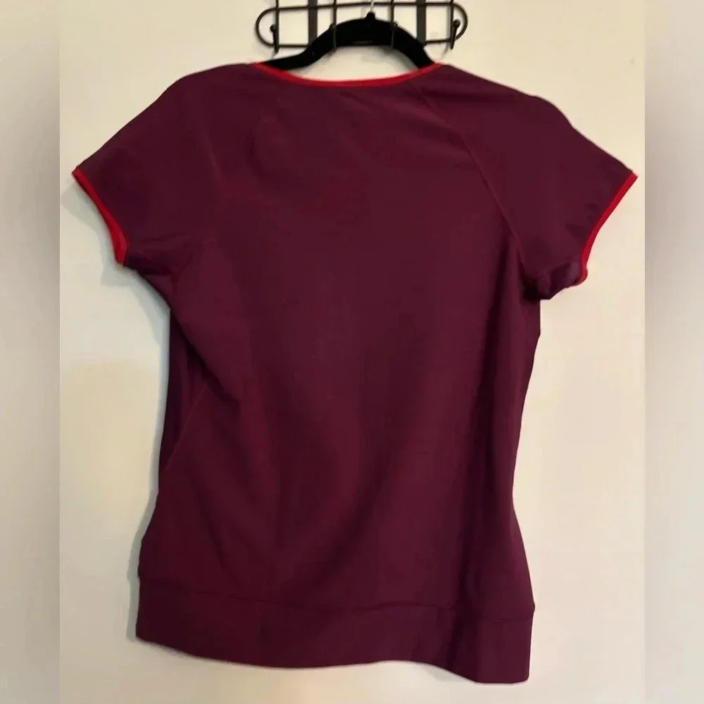 Nike Womens SZ M Fit Dry Short Sleeved Burgundy Red Shirt‎ Mesh Side Vent Shirt